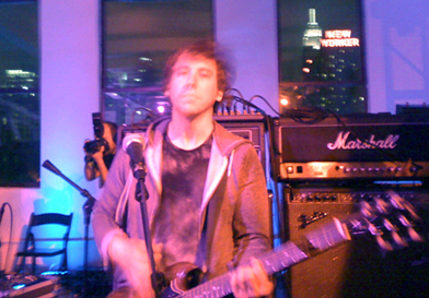 No Age w Yeasayer at Vice Party - Mini Rooftop NYC - Pic 3