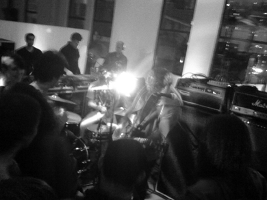 No Age w Yeasayer at Vice Party - Mini Rooftop NYC - Pic 6